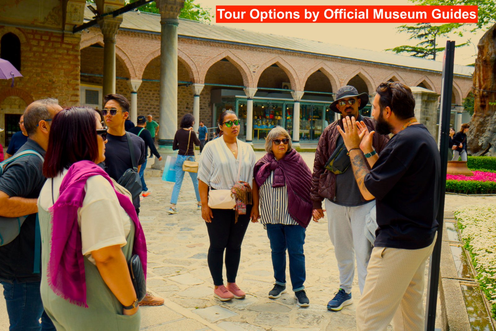 Topkapi Palace &amp; Harem Skip-the-Line Entrance &amp; Tour by an Official Museum Guide